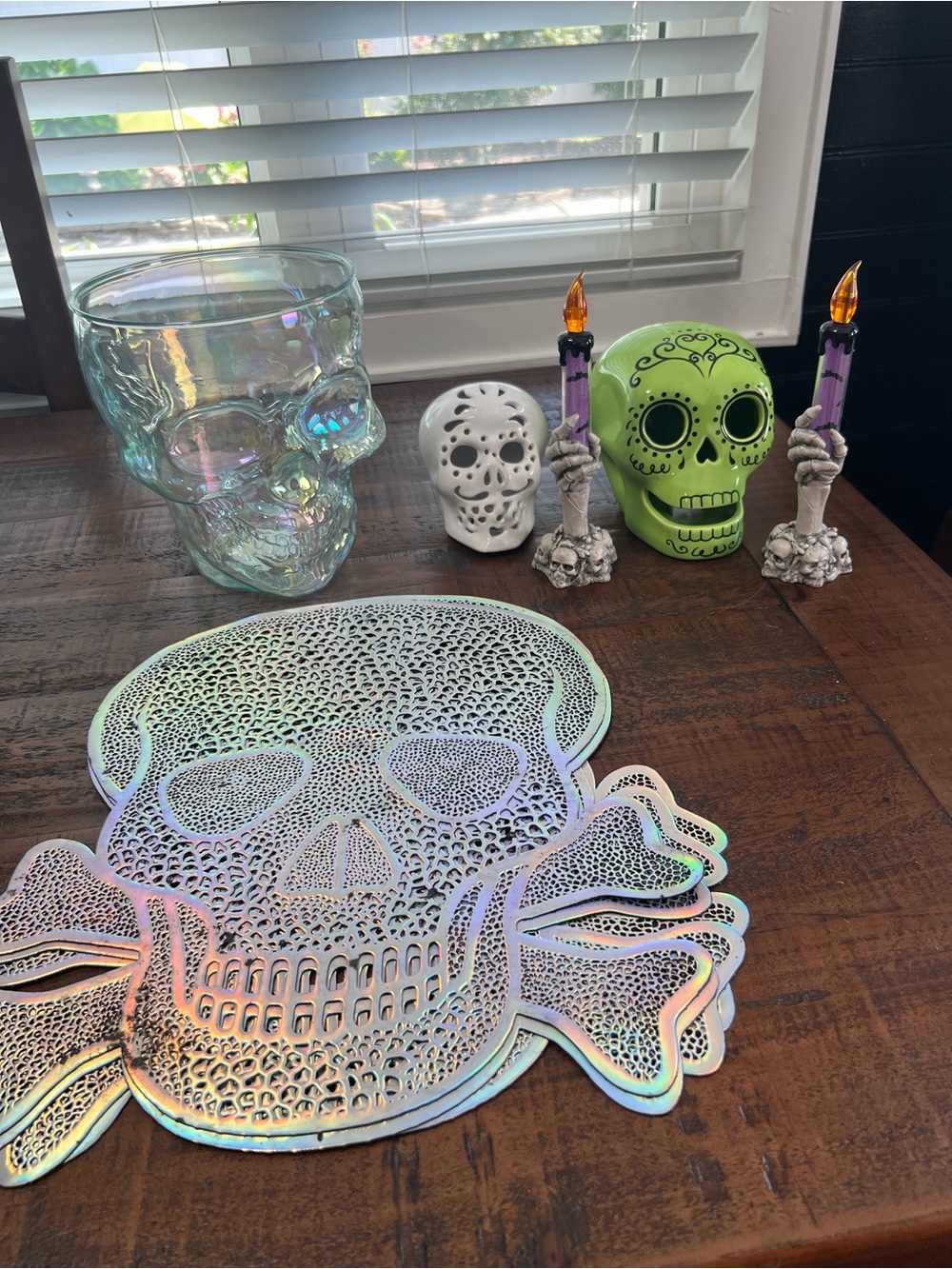 Iridescent Skull Placemat - Home Party Supplies